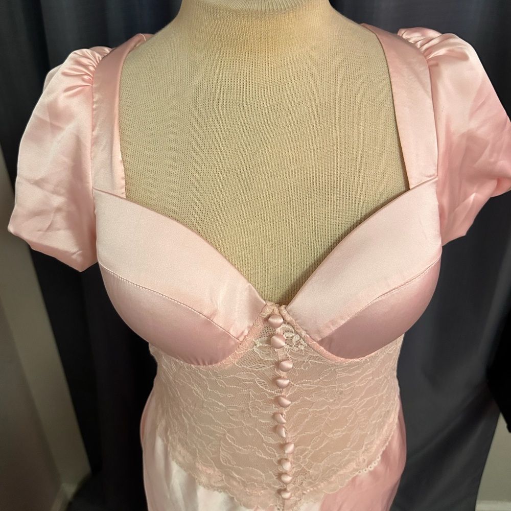 Unholy Dolls Kill ‘BELLE KISS’ Pink Satin Lace Gown NWT XL - Picture 5 of 16